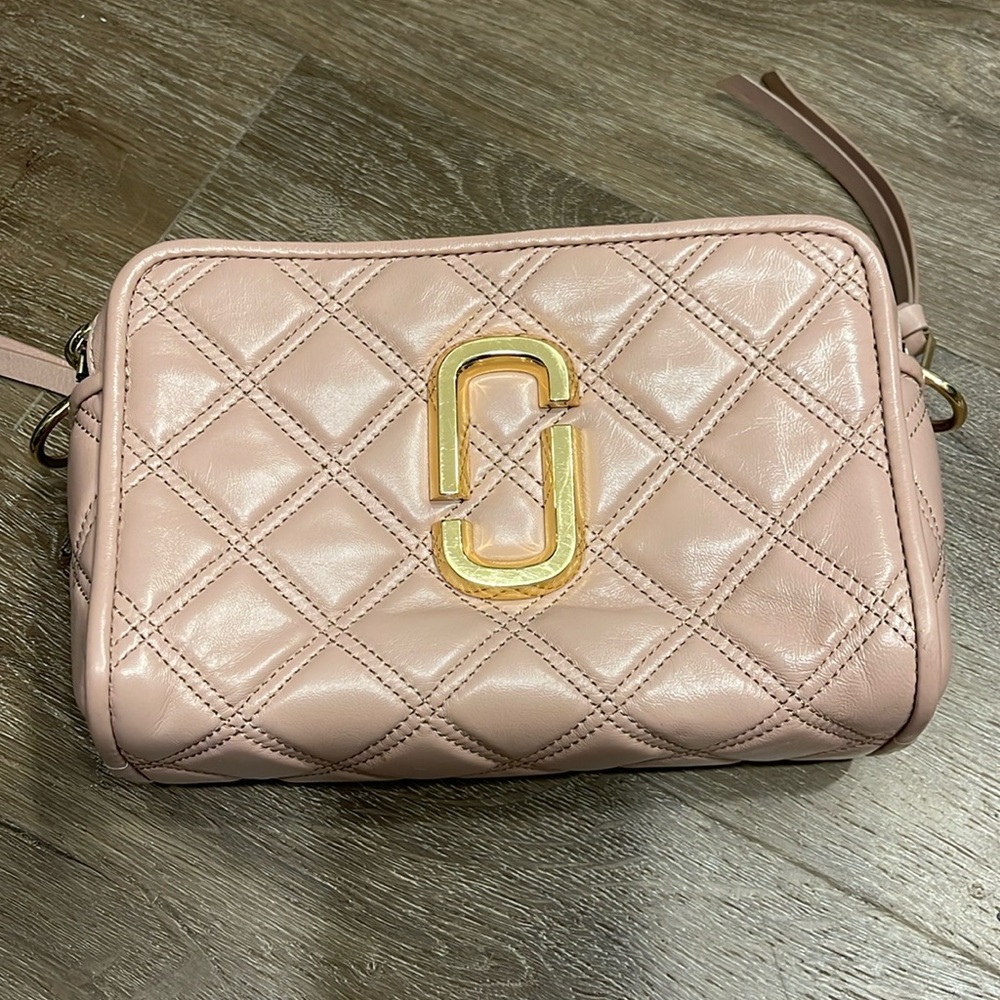 Marc Jacobs Softshot 21 Quilted Crossbody